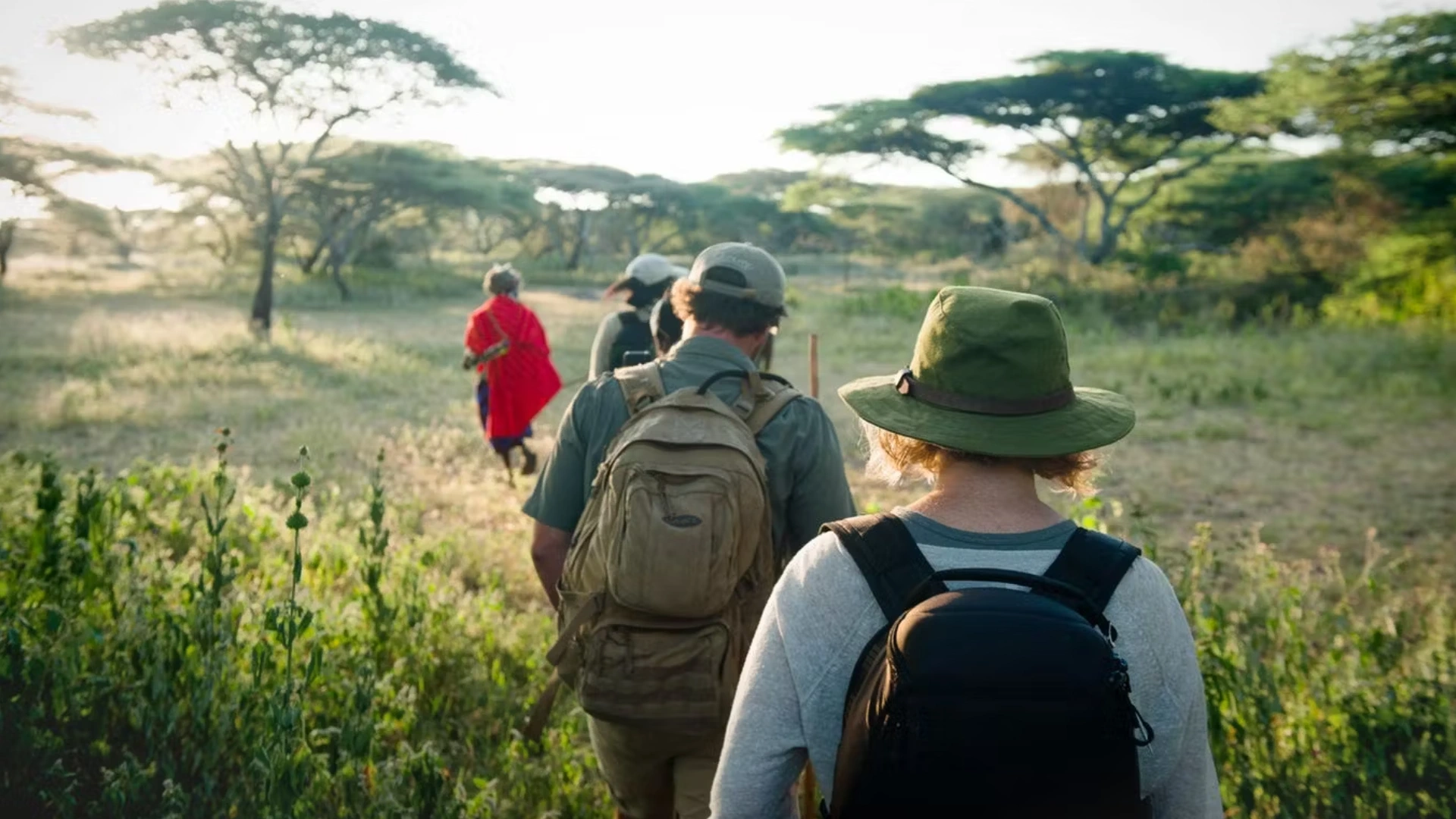 walking-tour-serengeti.webp