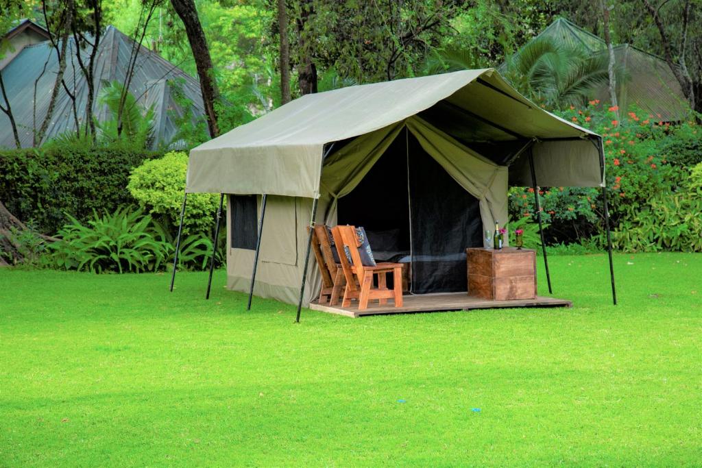 Africa safari camping mto wa mbu1