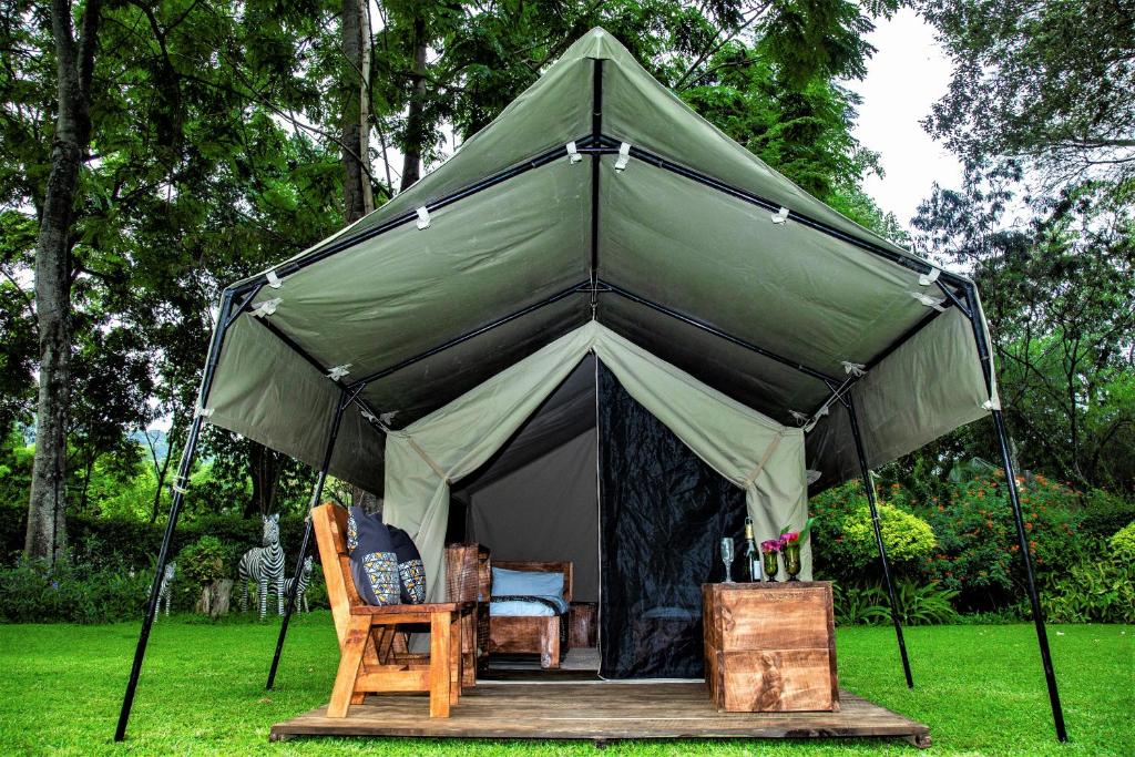 Africa safari camping mto wa mbu2