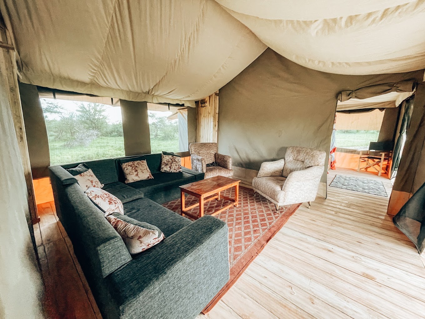 Serengeti kamwene tented camp5