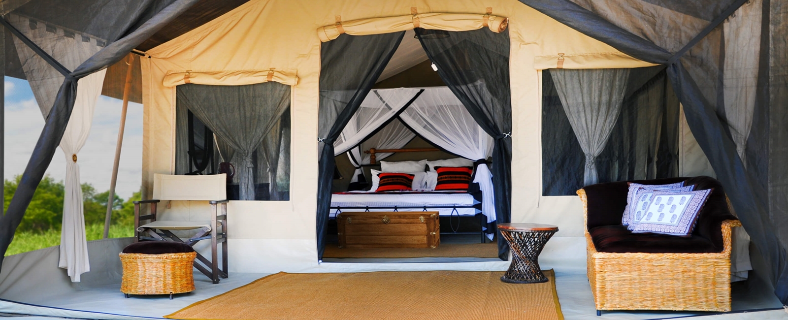 serengeti-tortilis-camp-tent-front