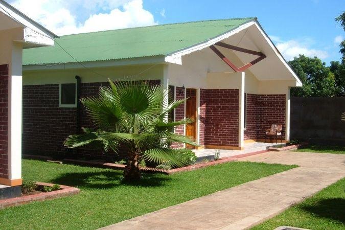 twiga campsite lodge1