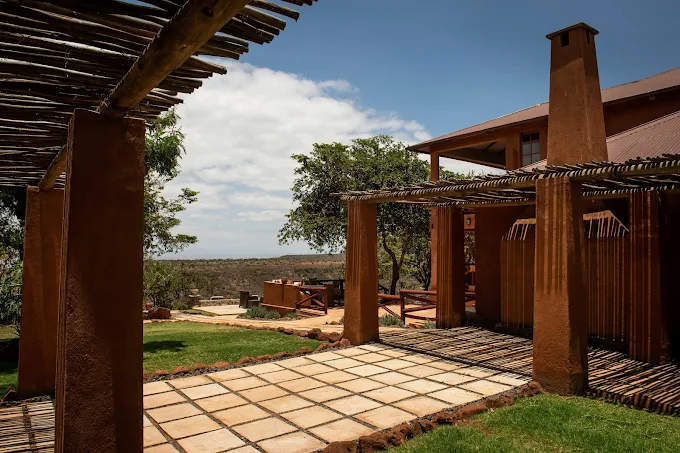 Mawe mawe manyara lodge