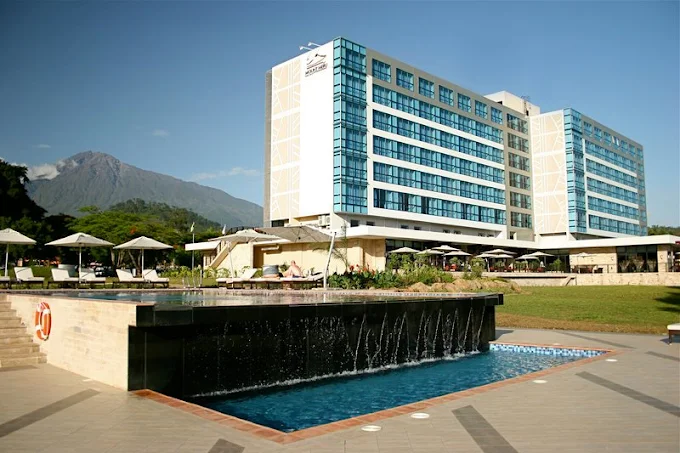 Mount Meru Hotel3
