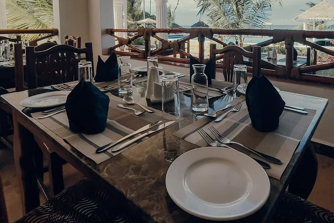 Sunny Palms Beach Bungalow3